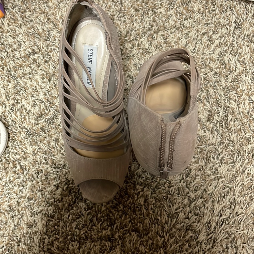 Steve Madden nude high heel.